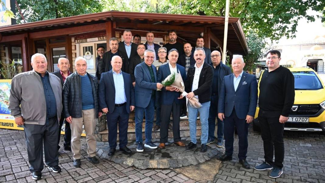 Kemer’de Şoförlere Destek: 2026 Turizm Sezonu İçin Hazırlıklar Görüşüldü 5